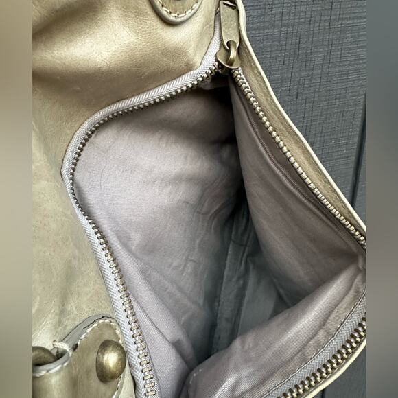 CYNTHIA ROWLEY Cream Tan Large Leather Shoulder Hobo Bag with Beautiful … - Picture 8 of 10